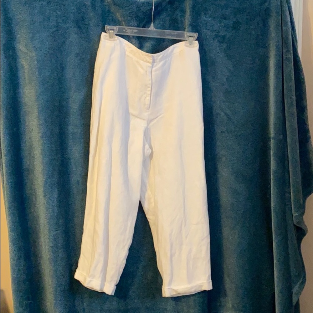 Talbot’s White Linen Capris